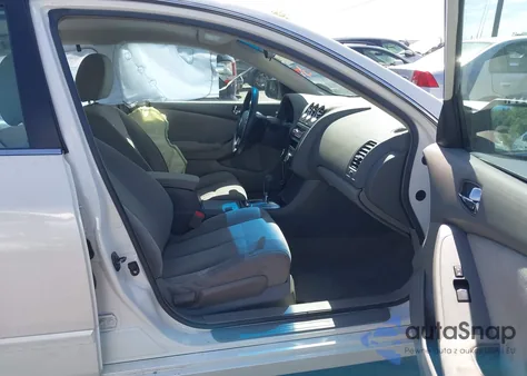 2010 Nissan Altima 2.5 from USA, damaged, VIN 1N4AL2AP8AC182281